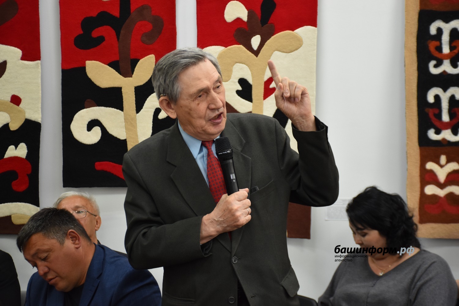 Эдуард Кускарбеков