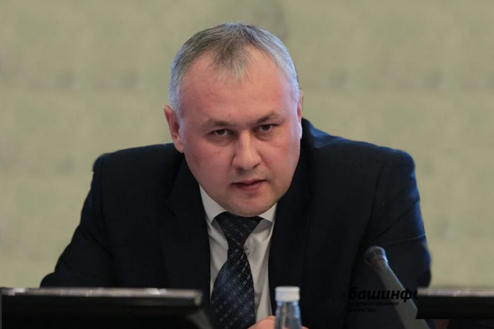 Олег Яровиков