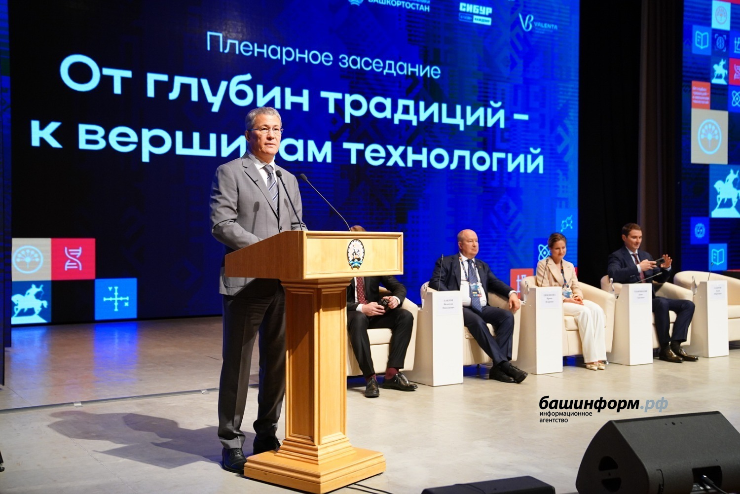 Олег Яровиков