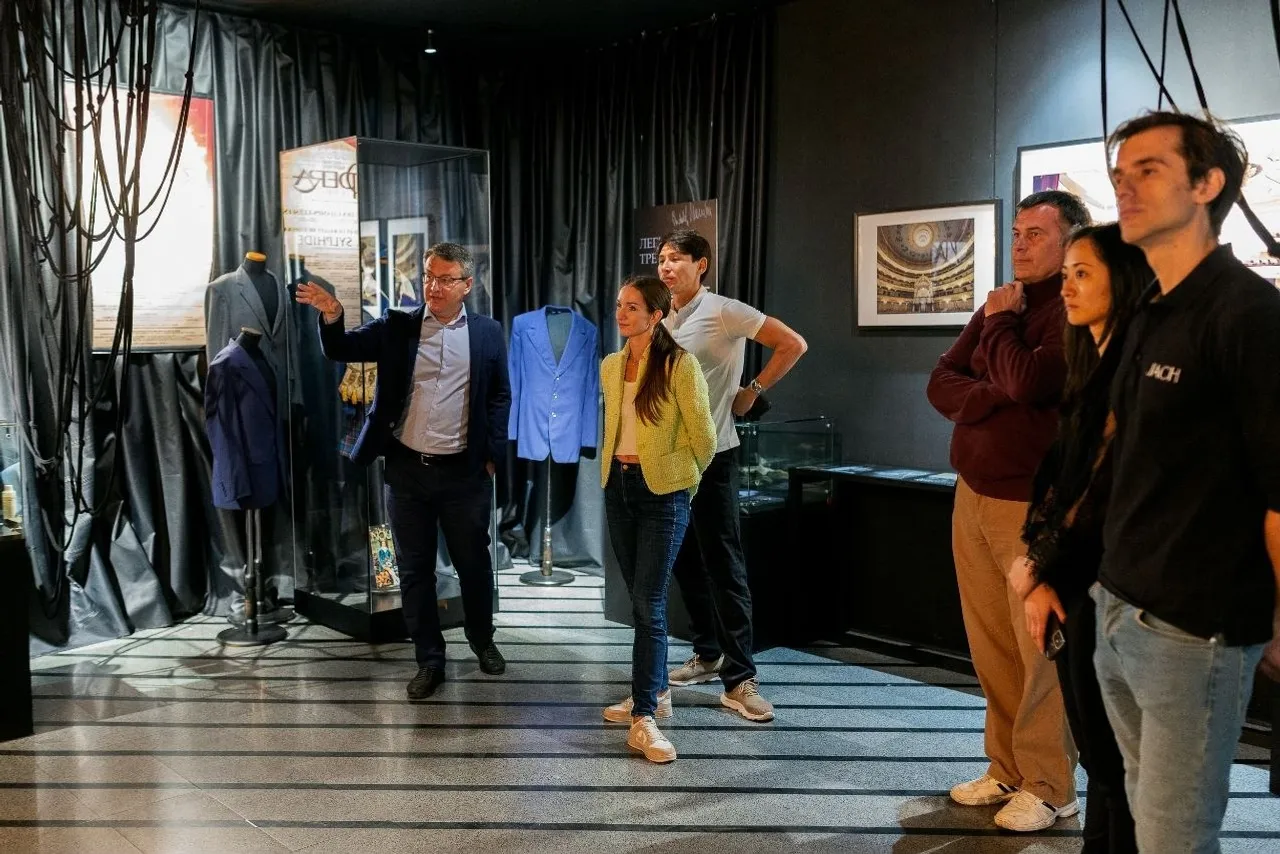 Артур Валеев  личный архив