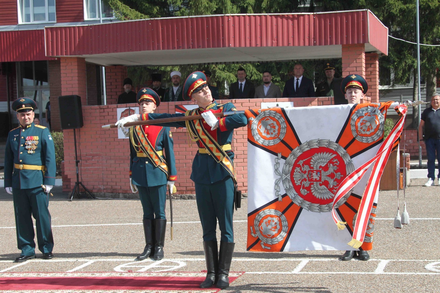 Олег Яровиков