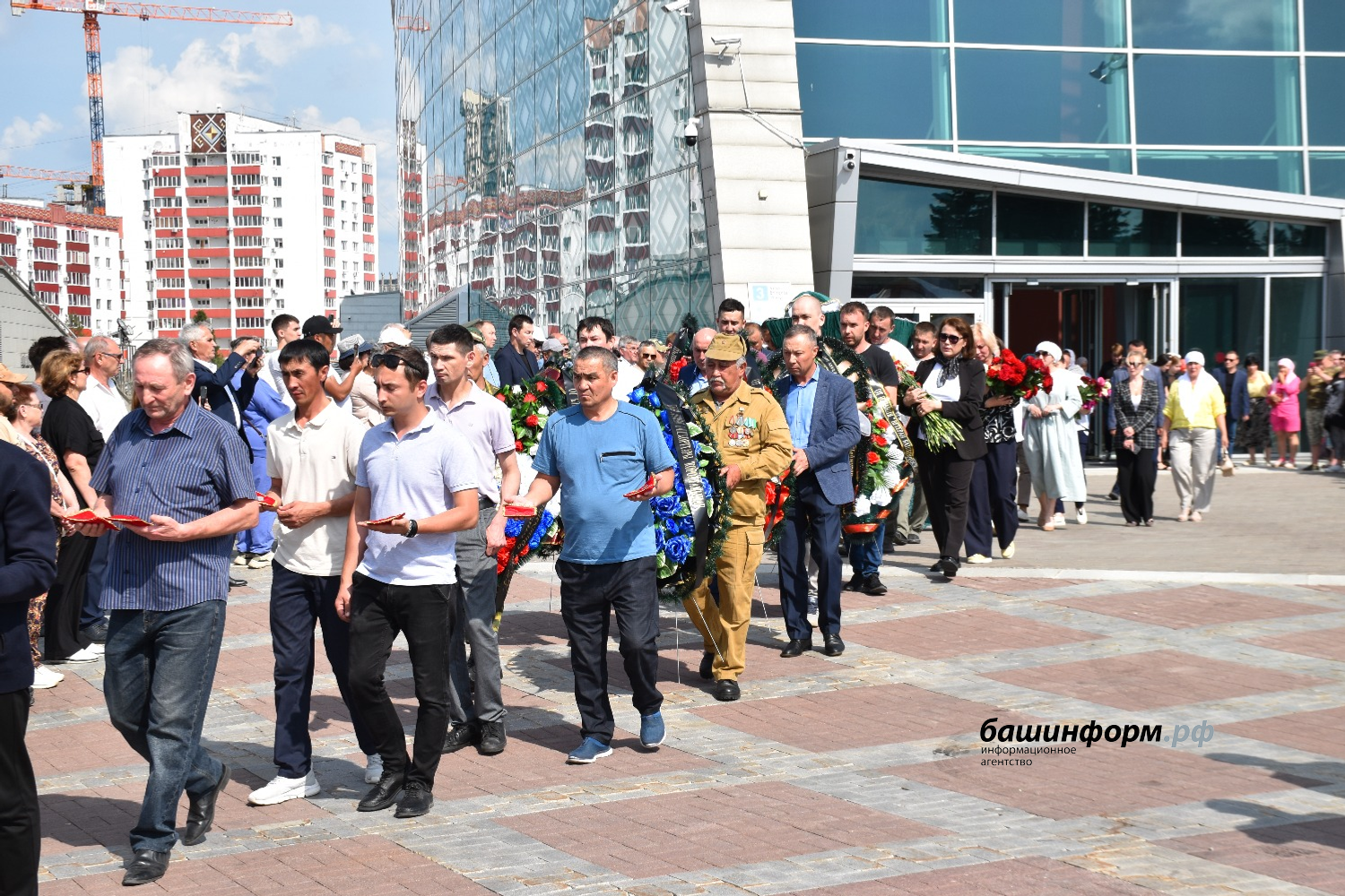 Эдуард  Кускарбеков