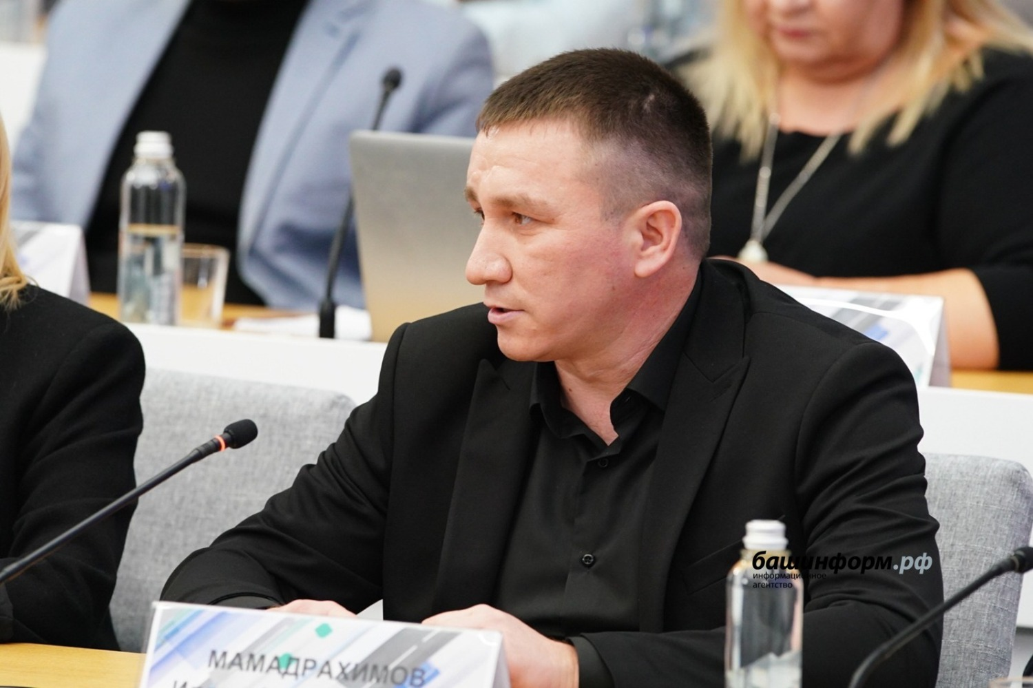 Олег Яровиков