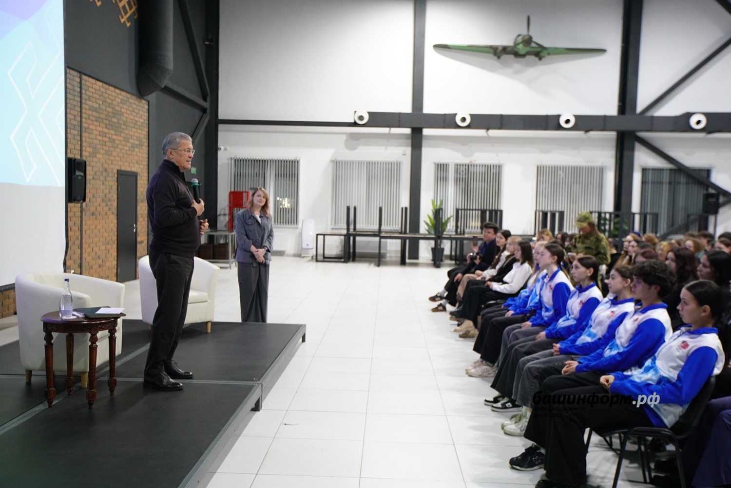 Олег Яровиков