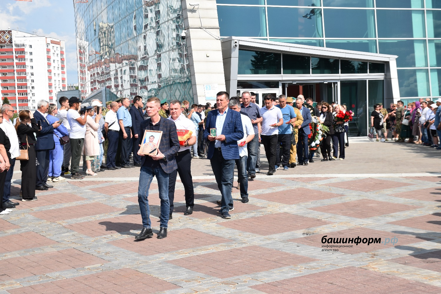 Эдуард  Кускарбеков