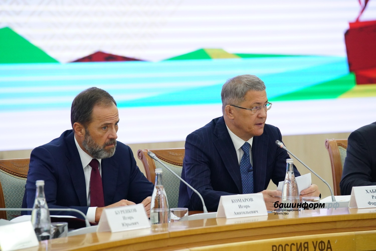 Олег Яровиков