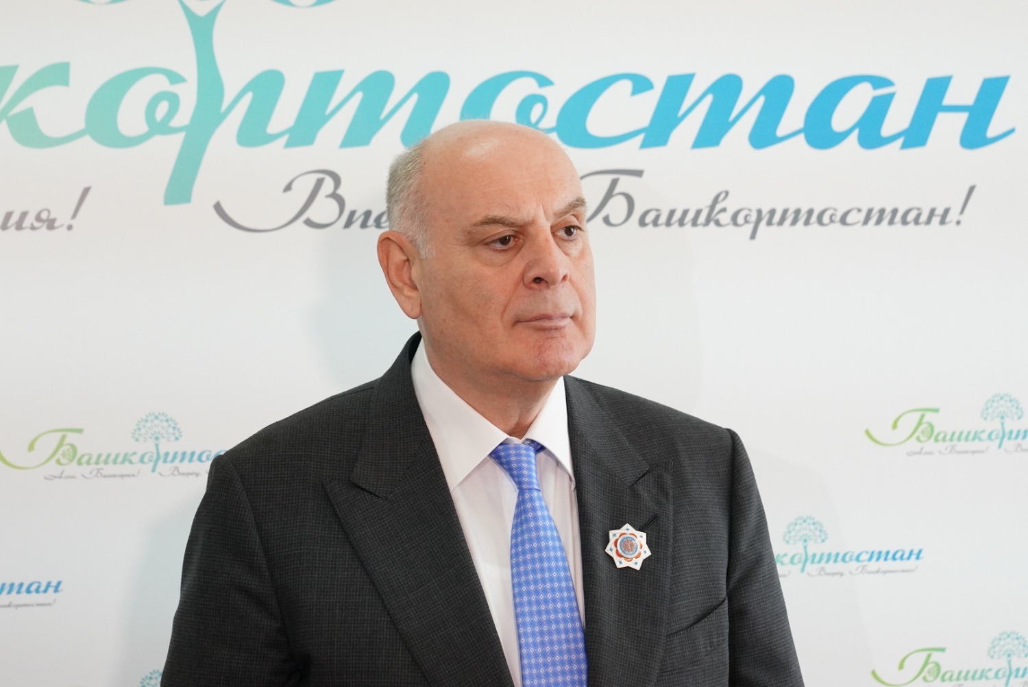 Олег Яровиков