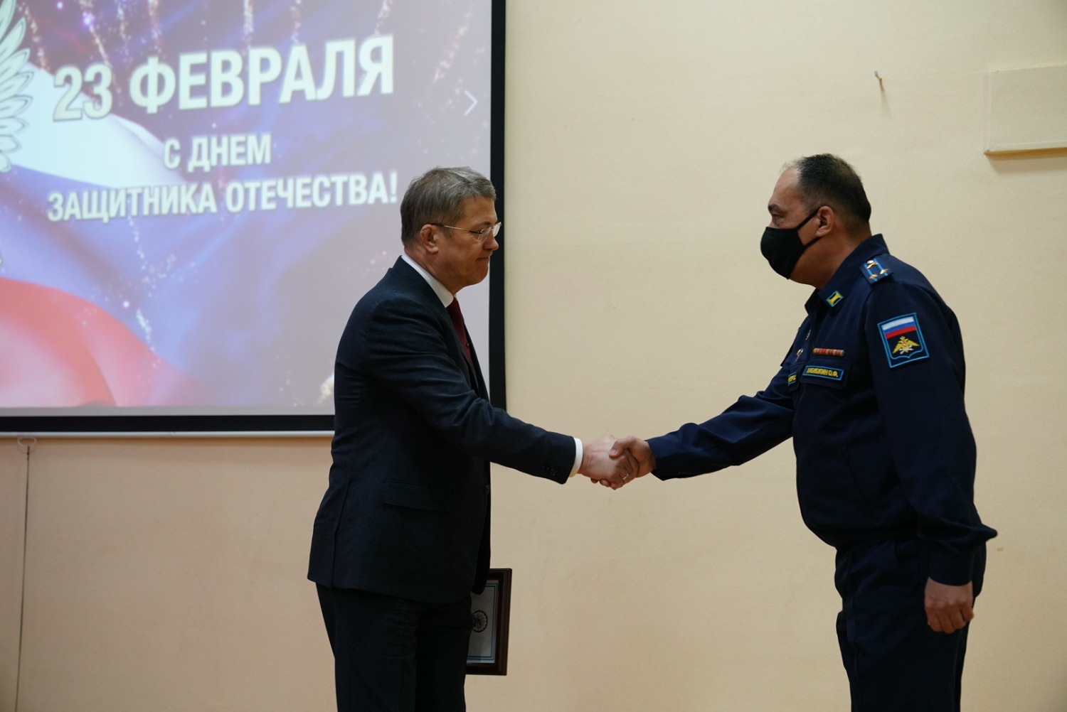 Олег Яровиков