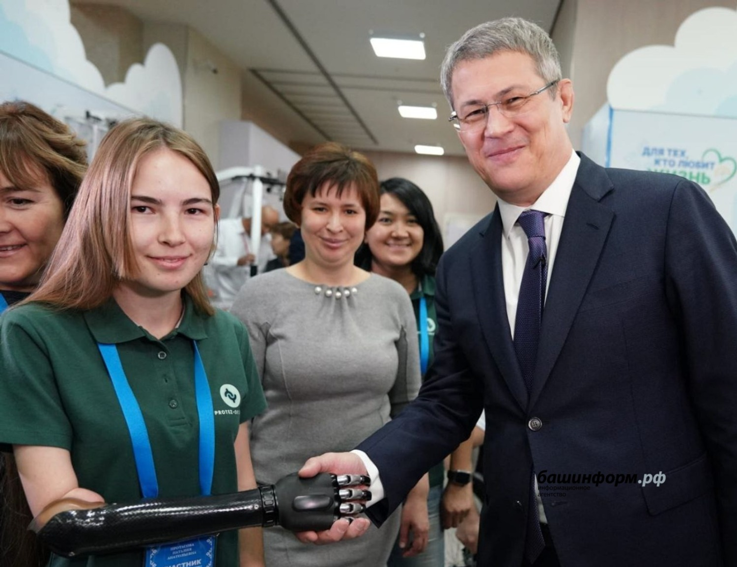 Олег Яровиков