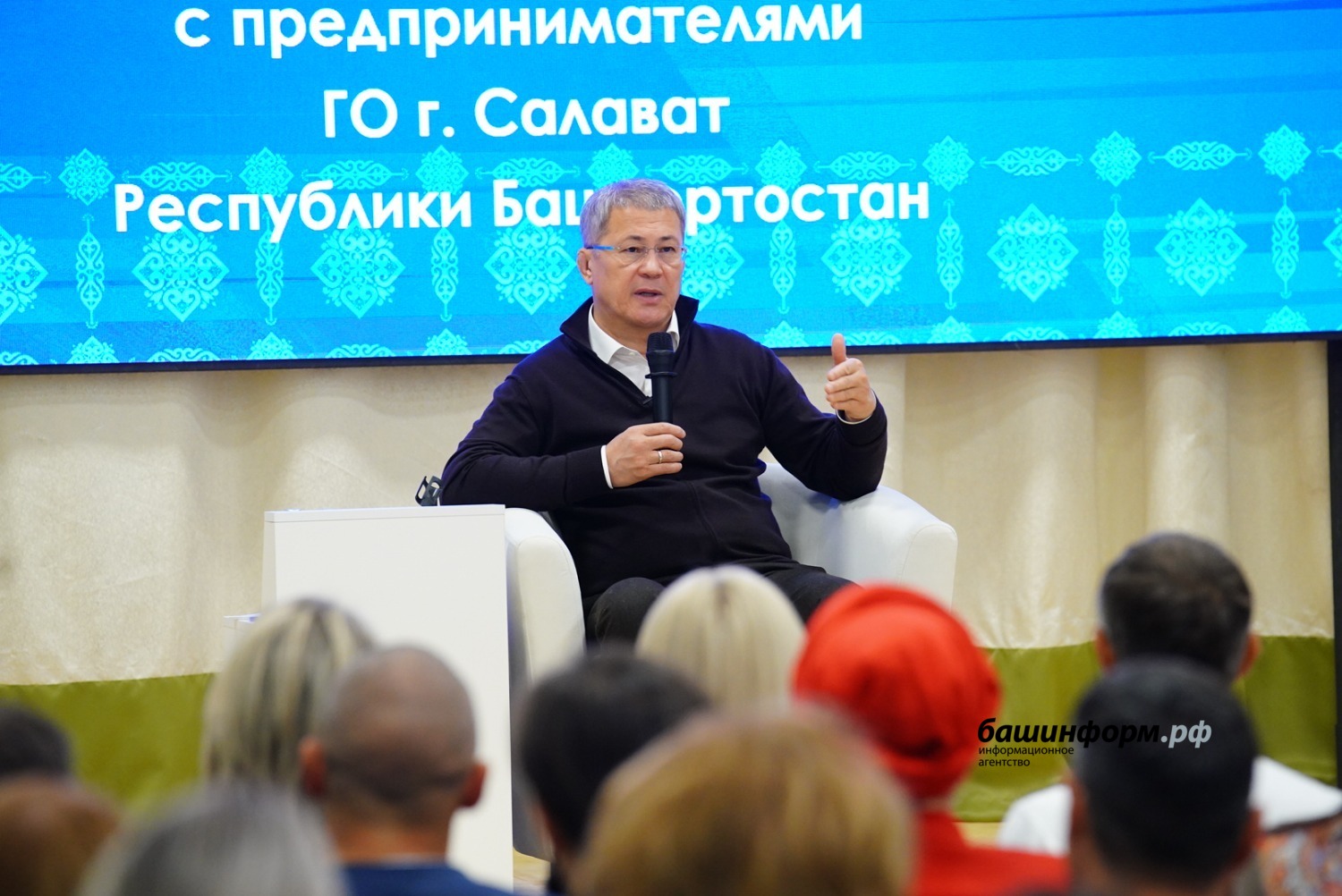 Олег Яровиков