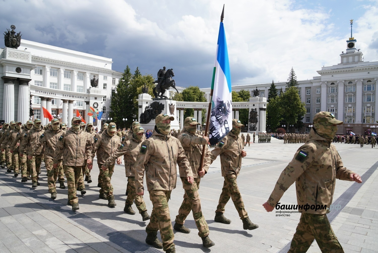 Олег Яровиков