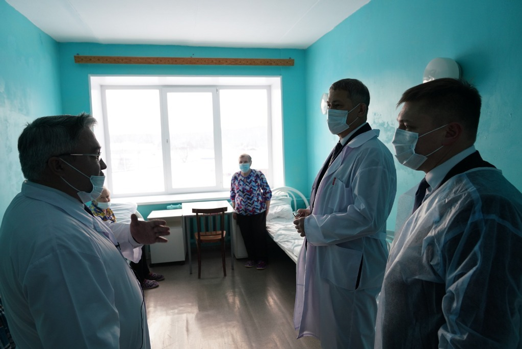 Олег Яровиков