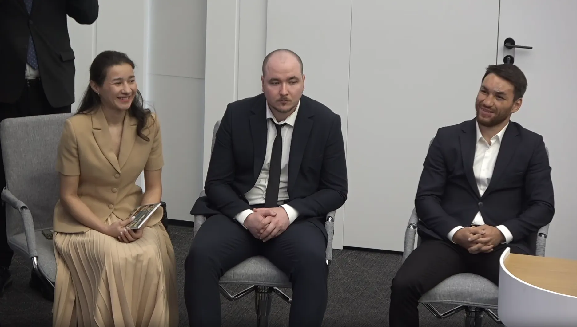 скриншот трансляция оперативного совещания правительства РБ