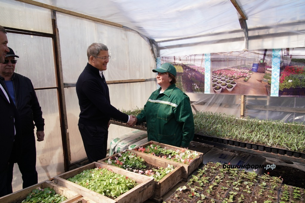 Олег Яровиков