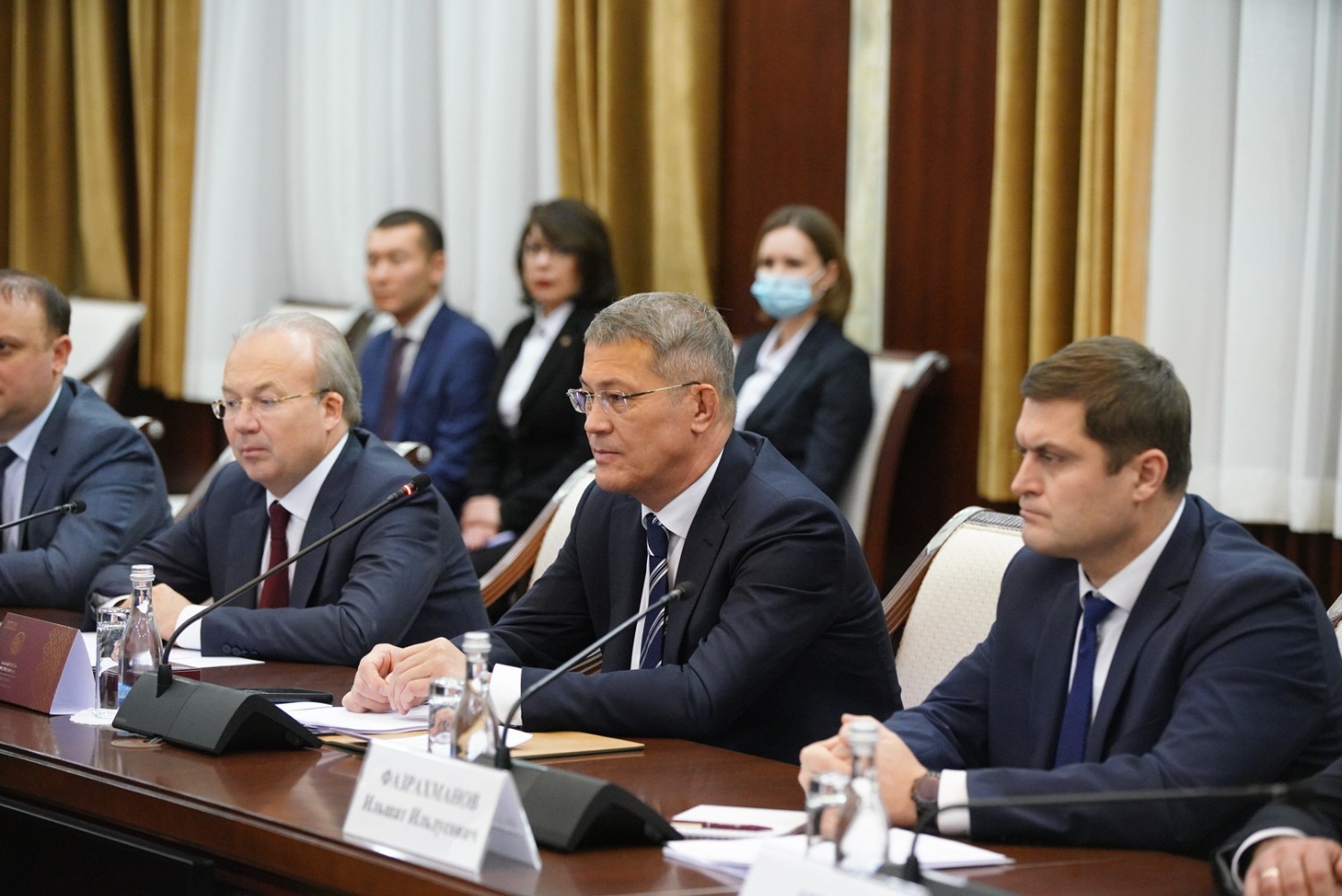 Олег Яровиков