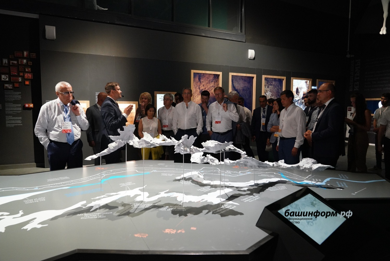 Олег Яровиков