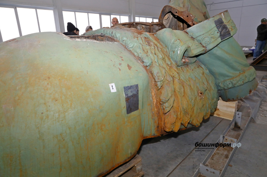 Валерий Шахов  Башинформ Лучше всего сохранился круп лошади (задняя часть)