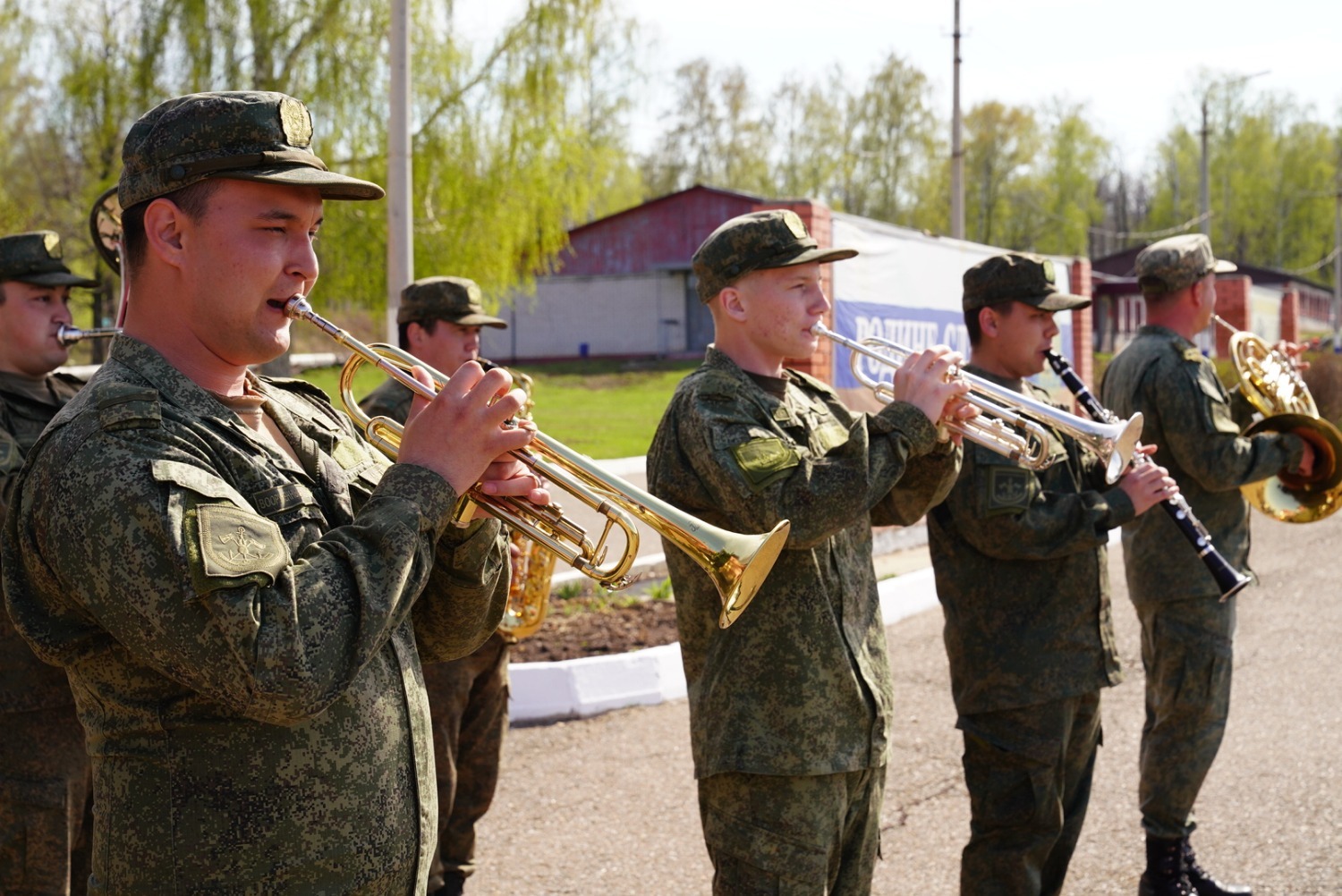 Олег Яровиков