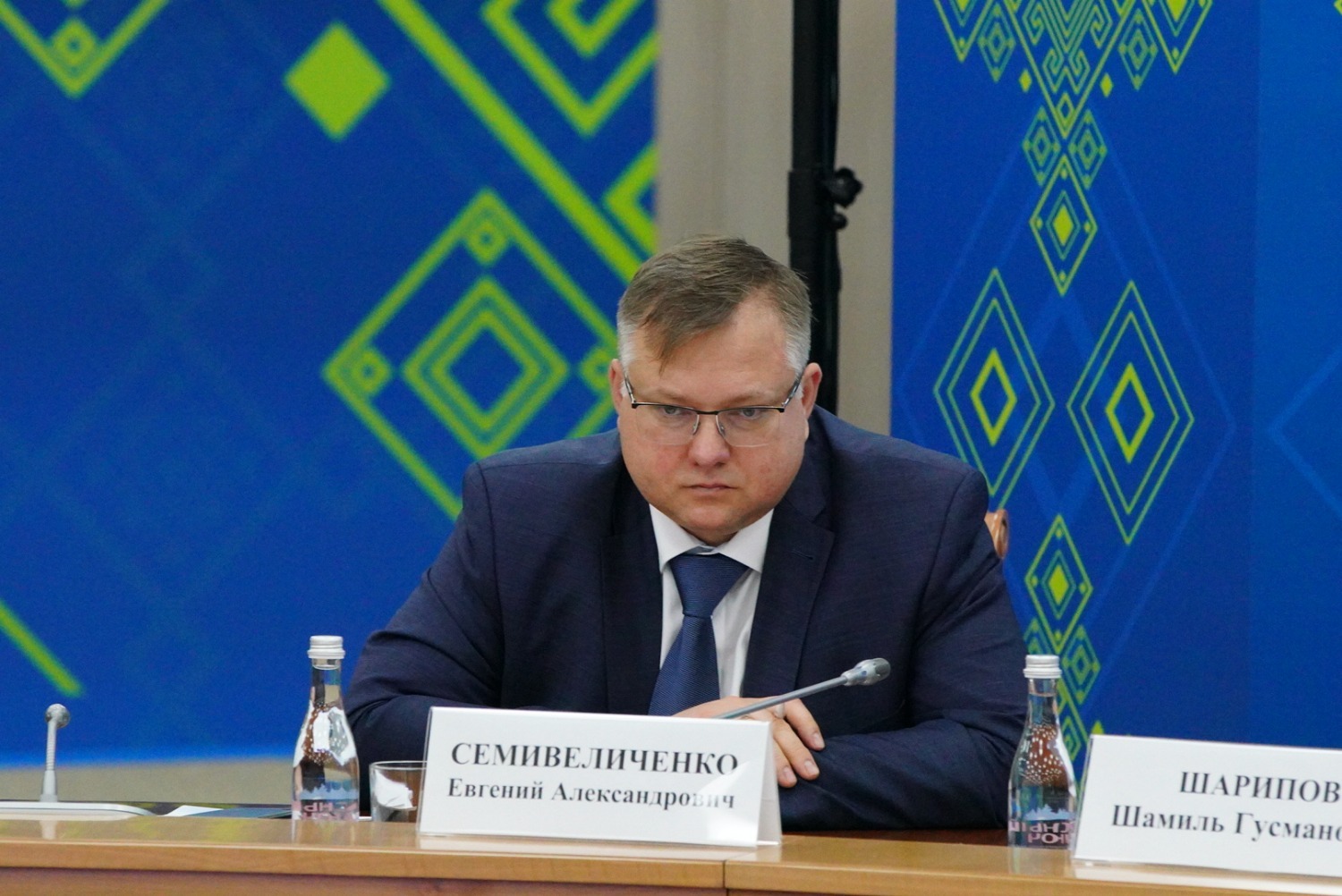 Олег Яровиков