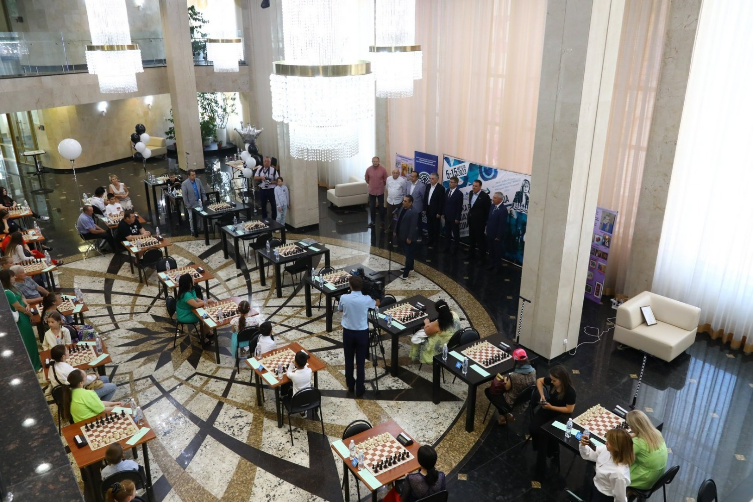 Валерий Шахов