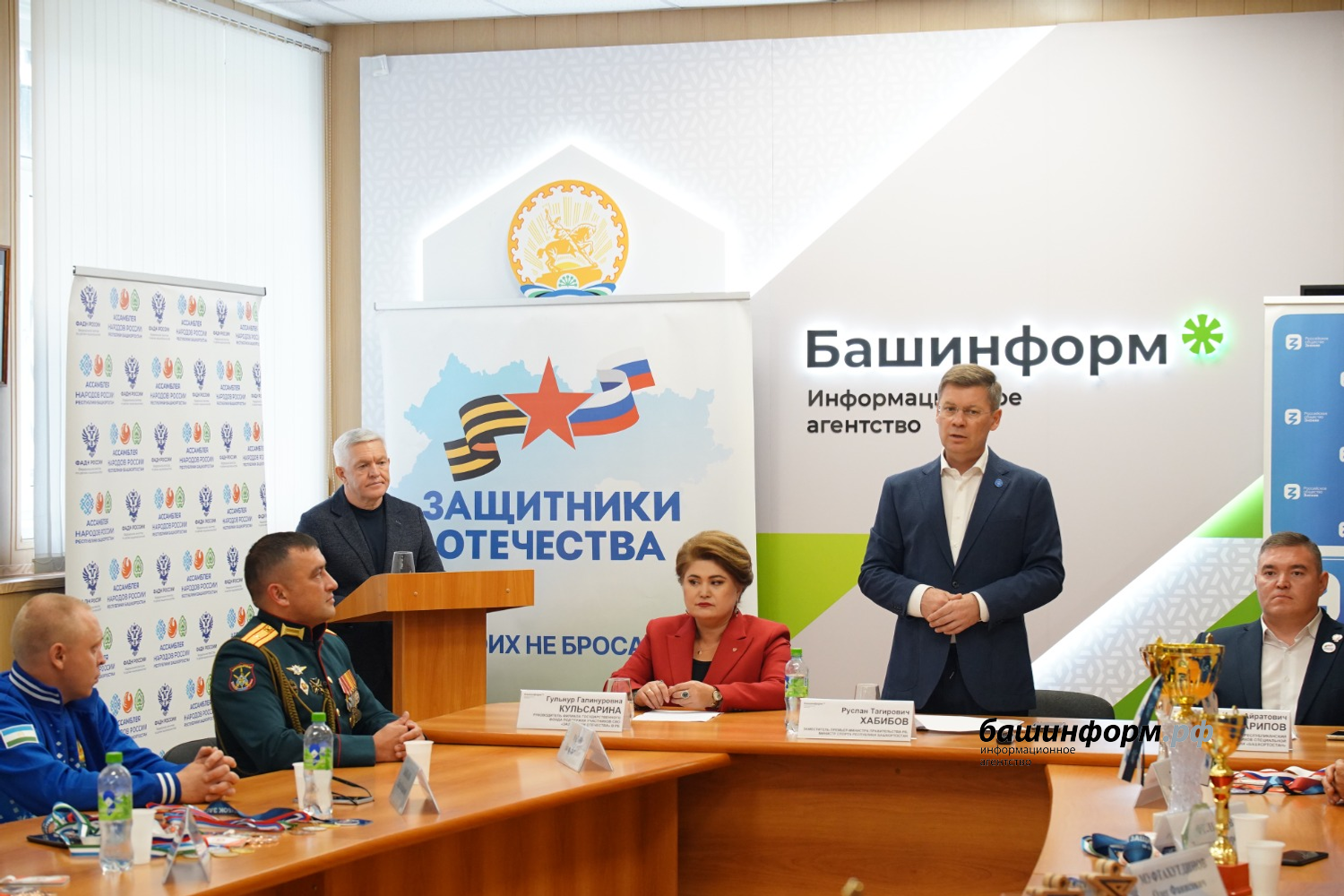 Олег Яровиков