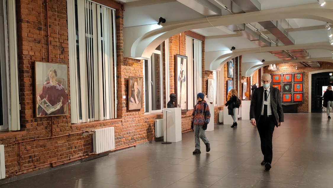 Галереи в Артмузе