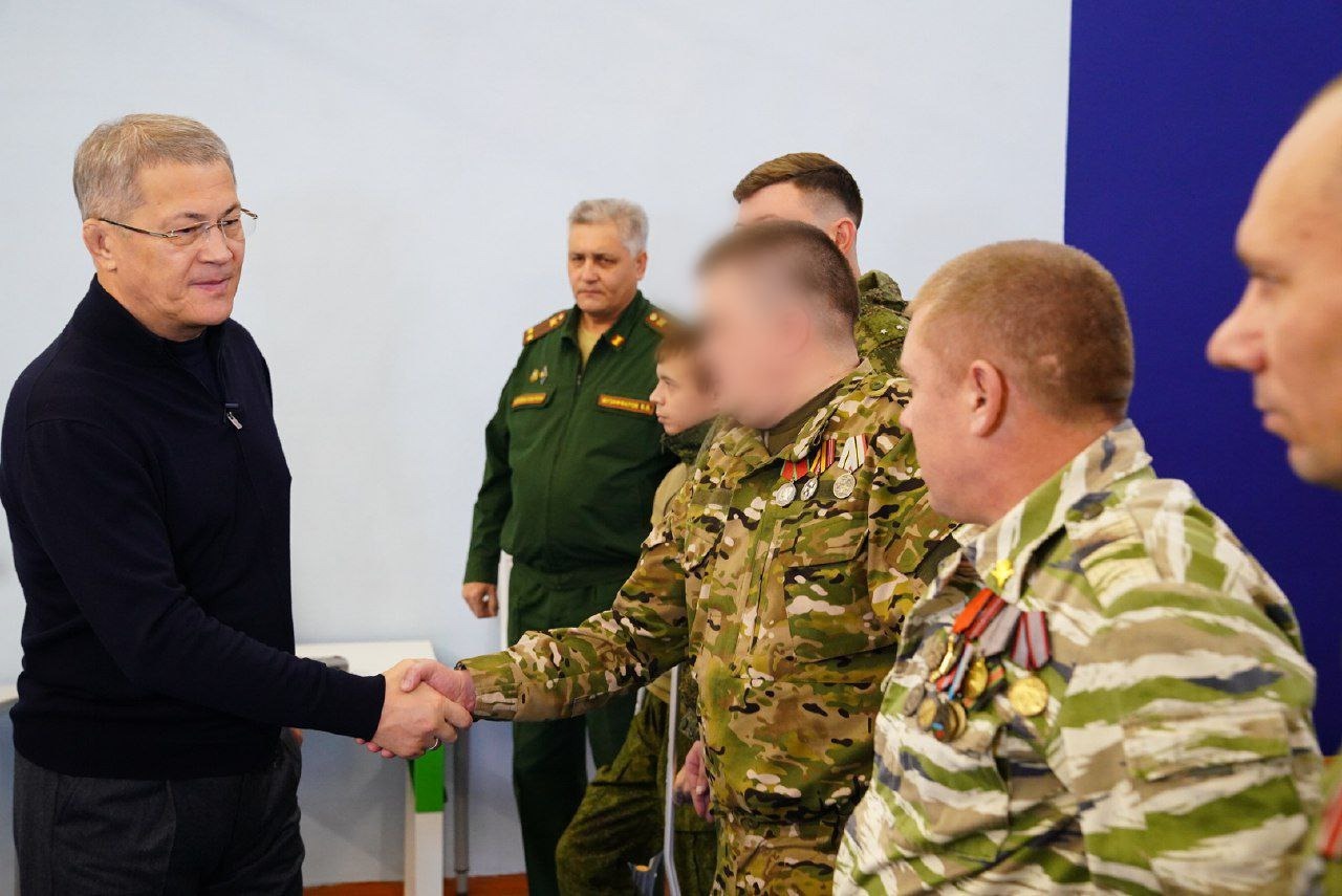 Олег Яровиков