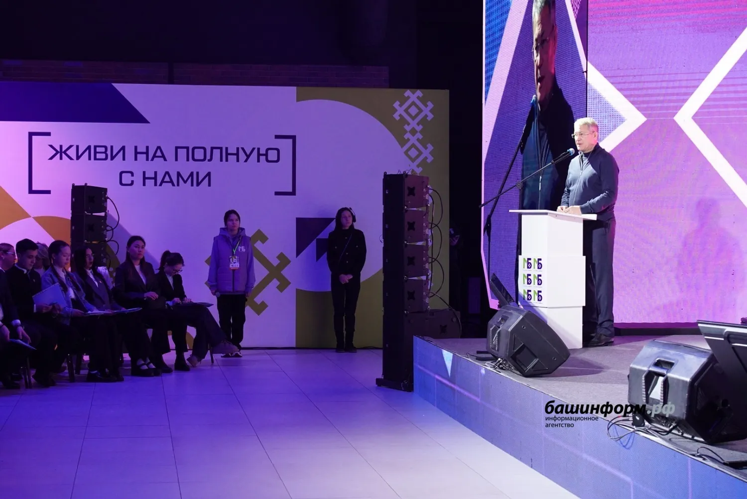 Олег Яровиков
