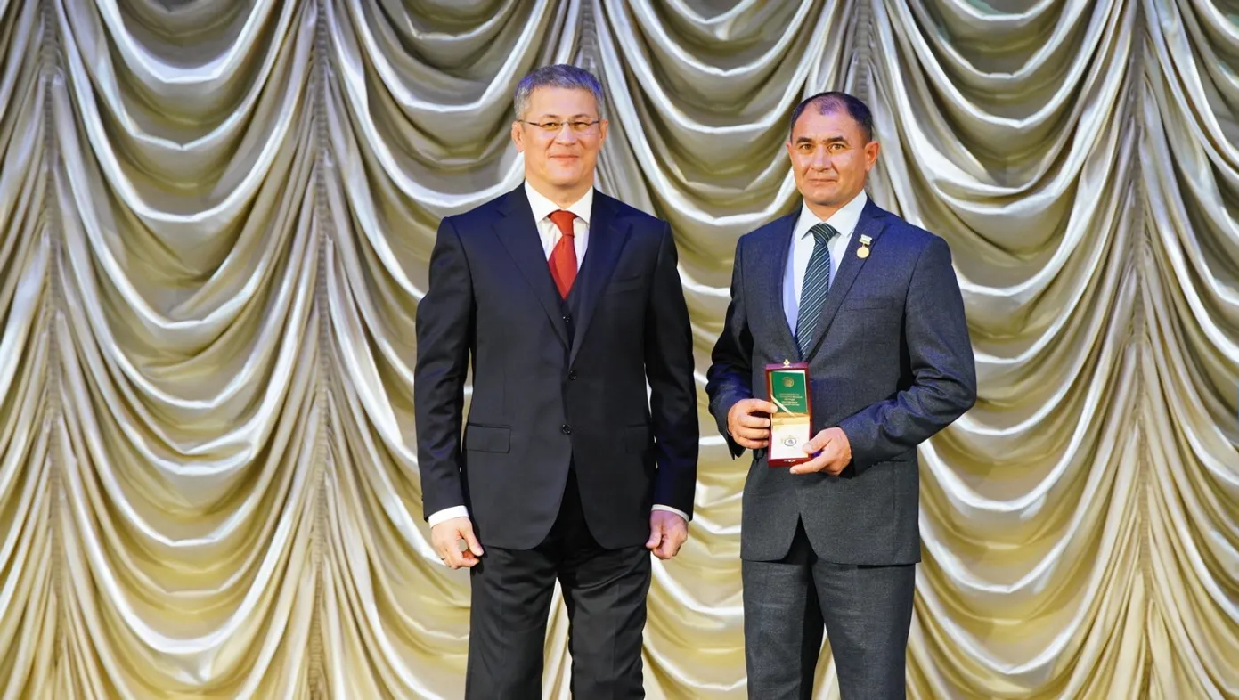 Олег Яровиков