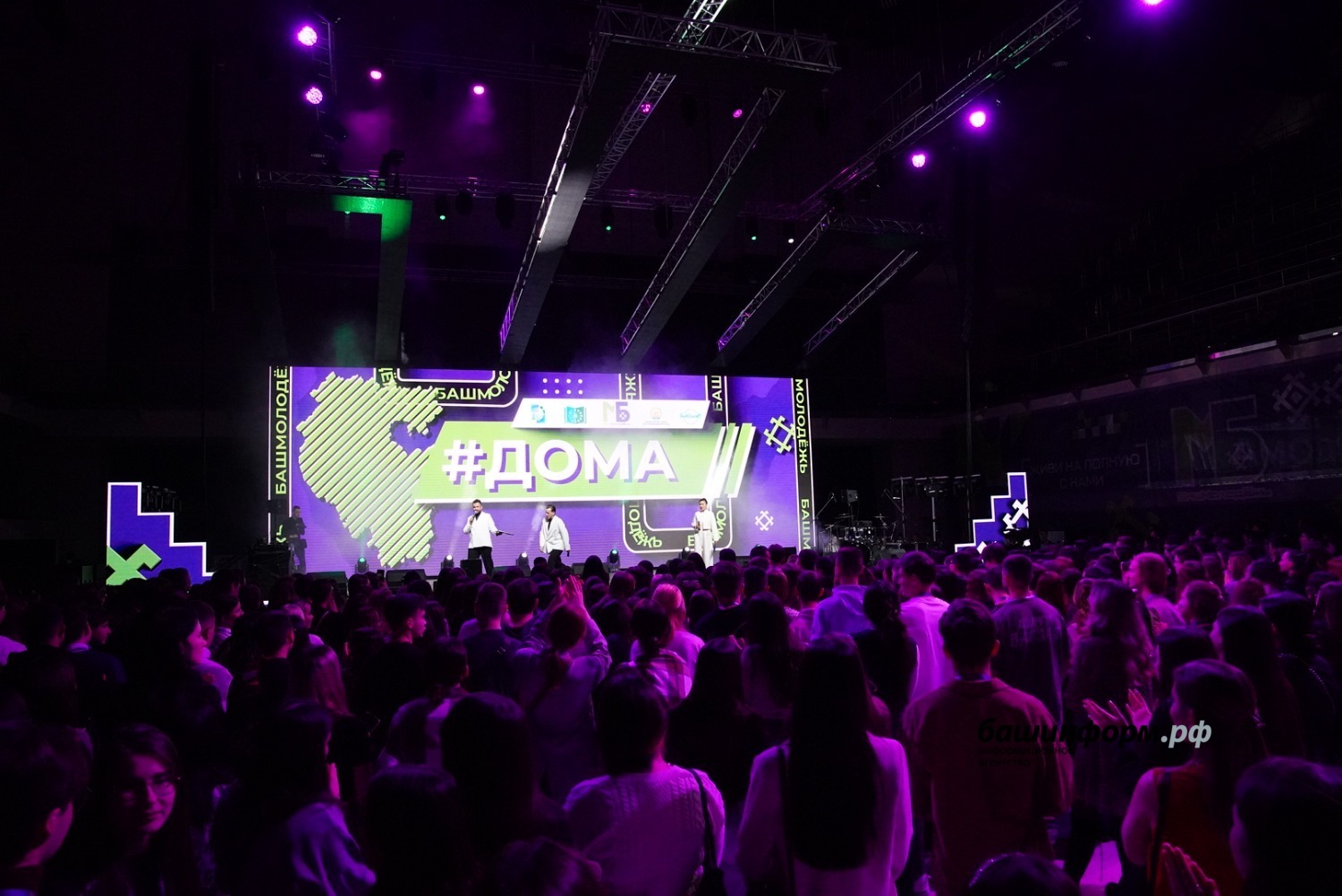 Олег Яровиков