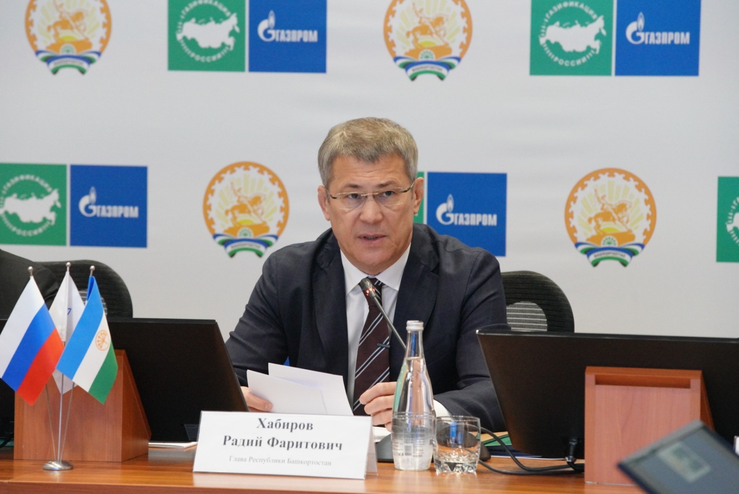 Олег Яровиков