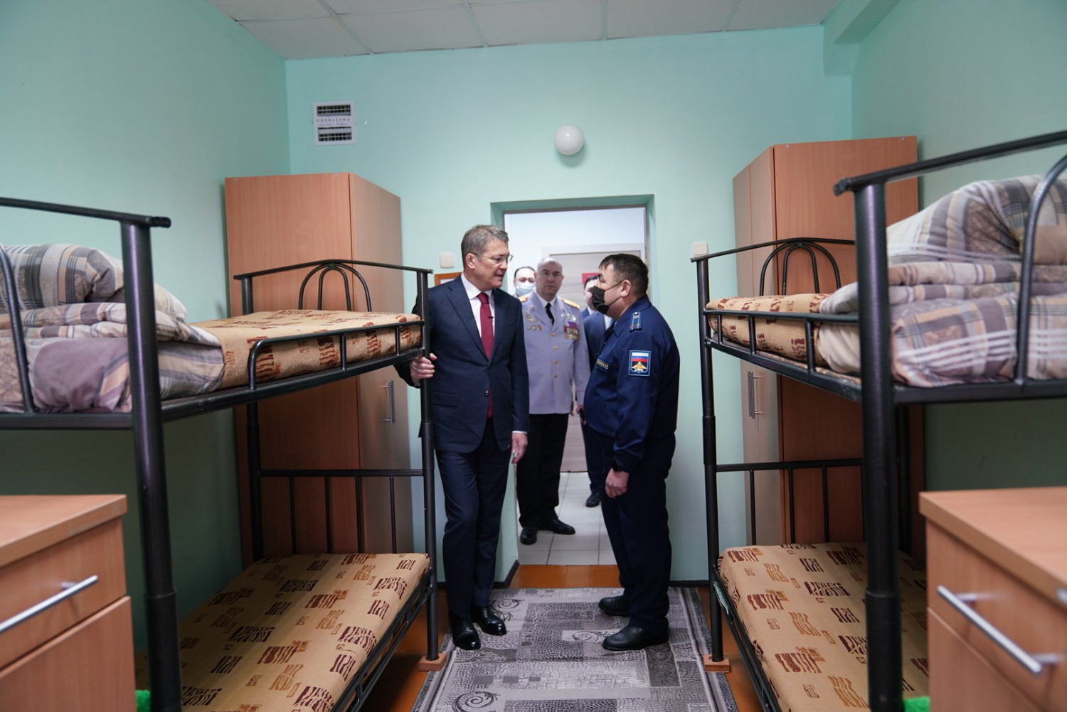 Олег Яровиков