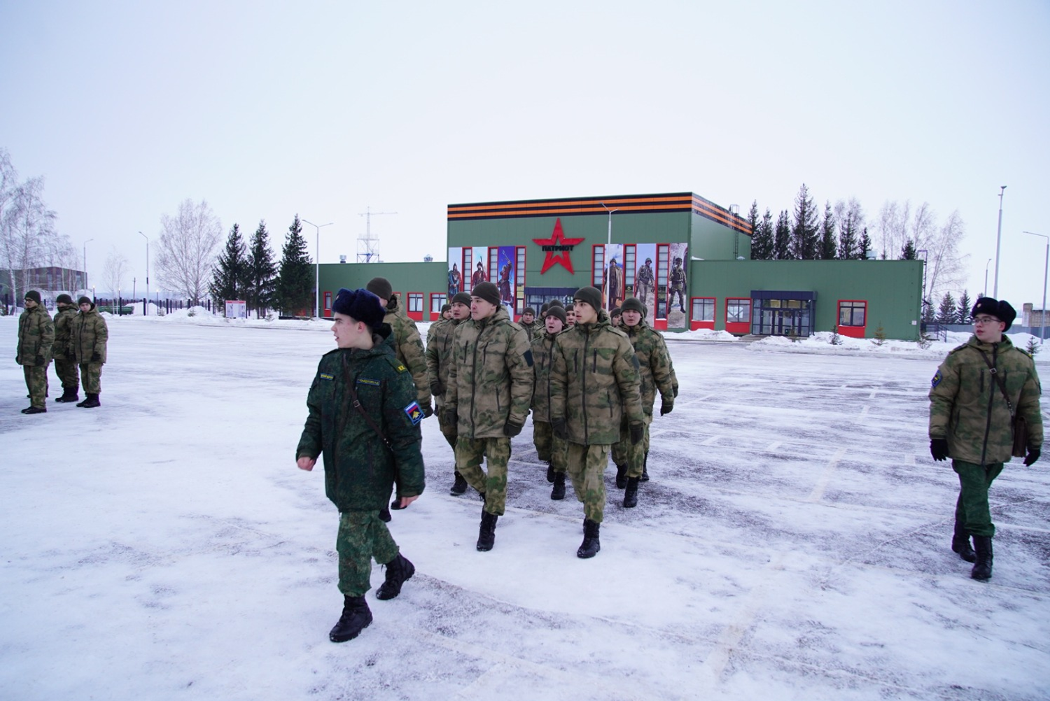 Олег Яровиков