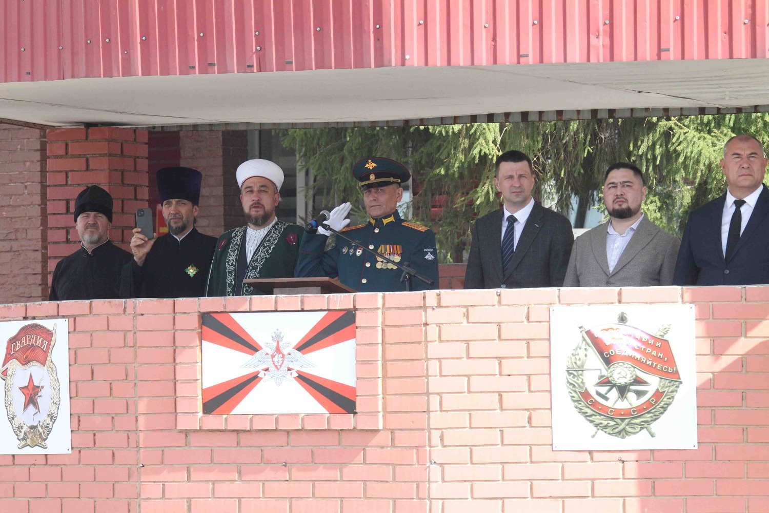 Олег Яровиков