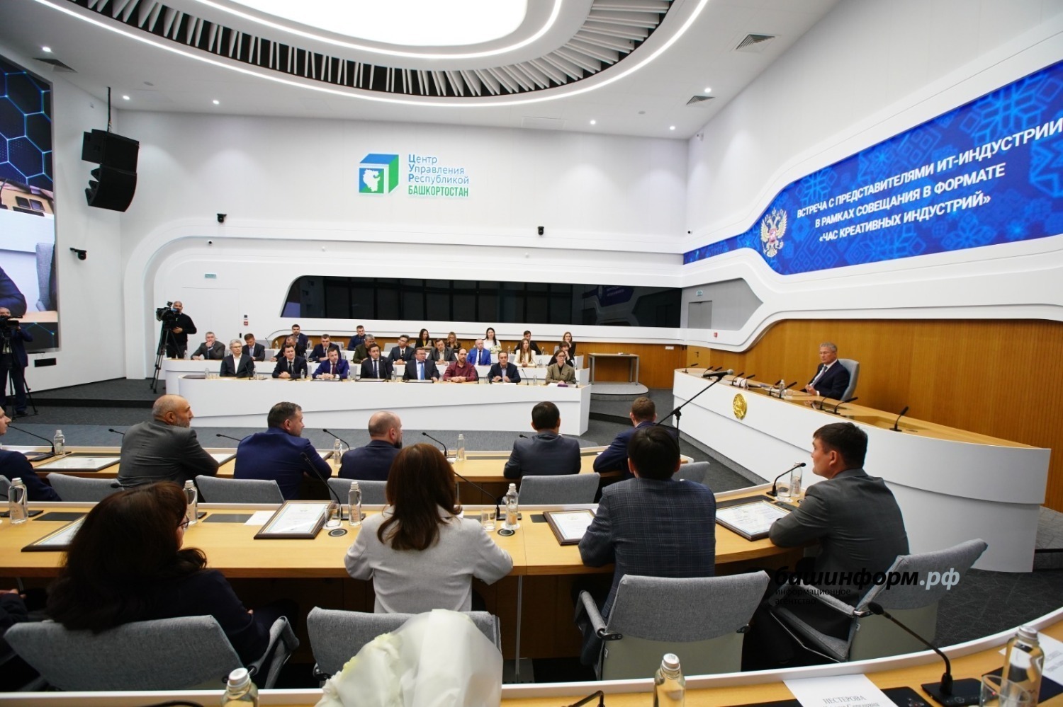 Олег Яровиков