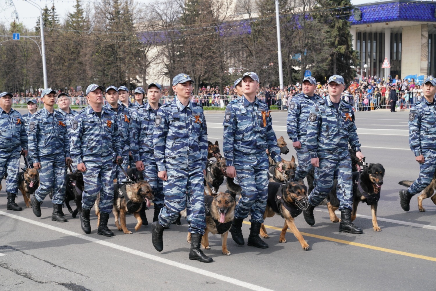 Олег Яровиков