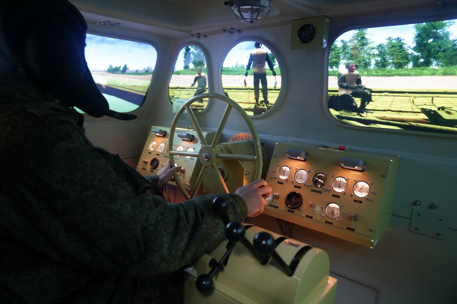 Олег Яровиков