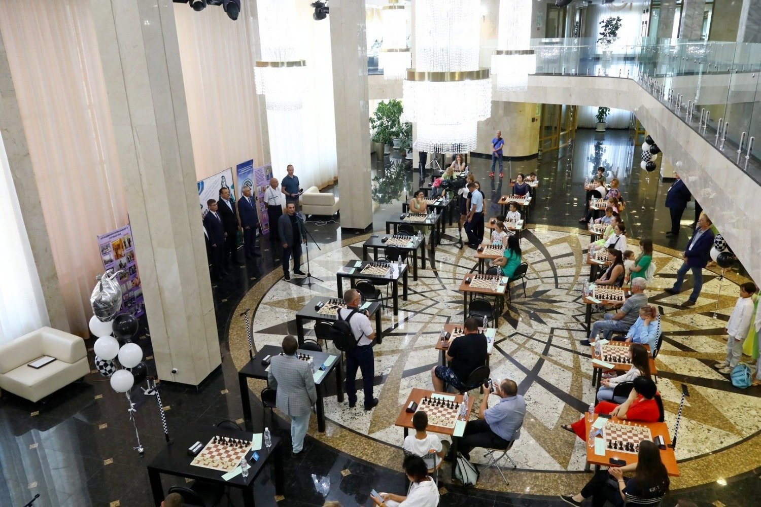 Валерий Шахов