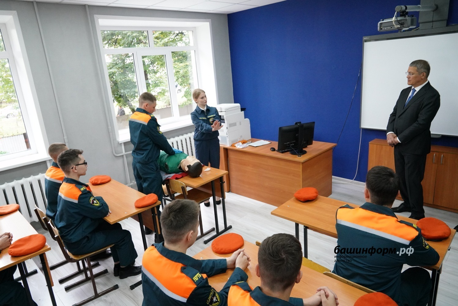 Олег Яровиков