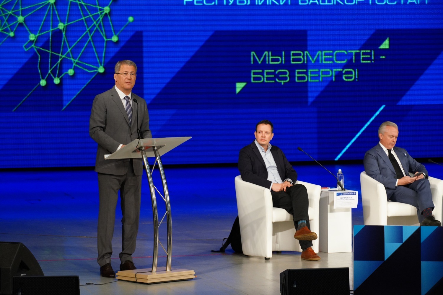 Олег Яровиков