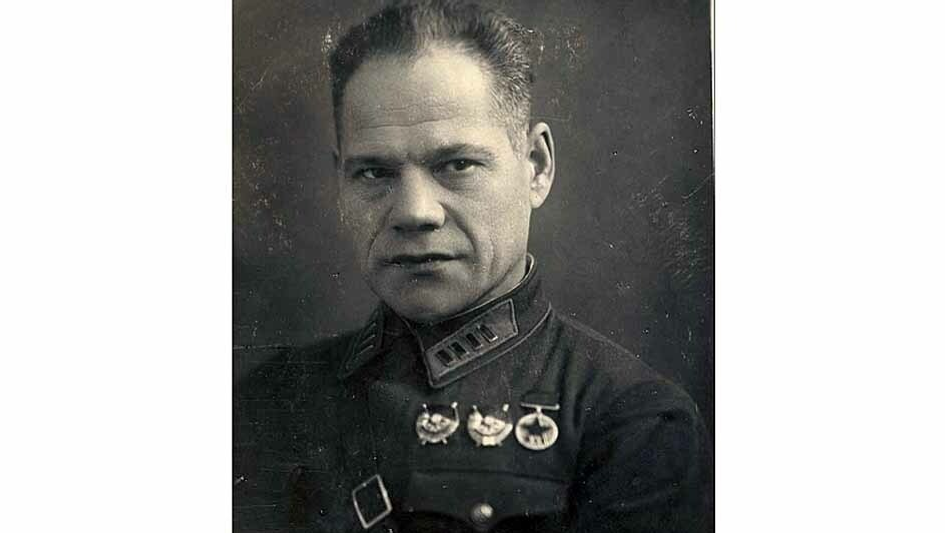 Первый командир 112-й Башкавдивизии Минигали Мингазович Шаймуратов