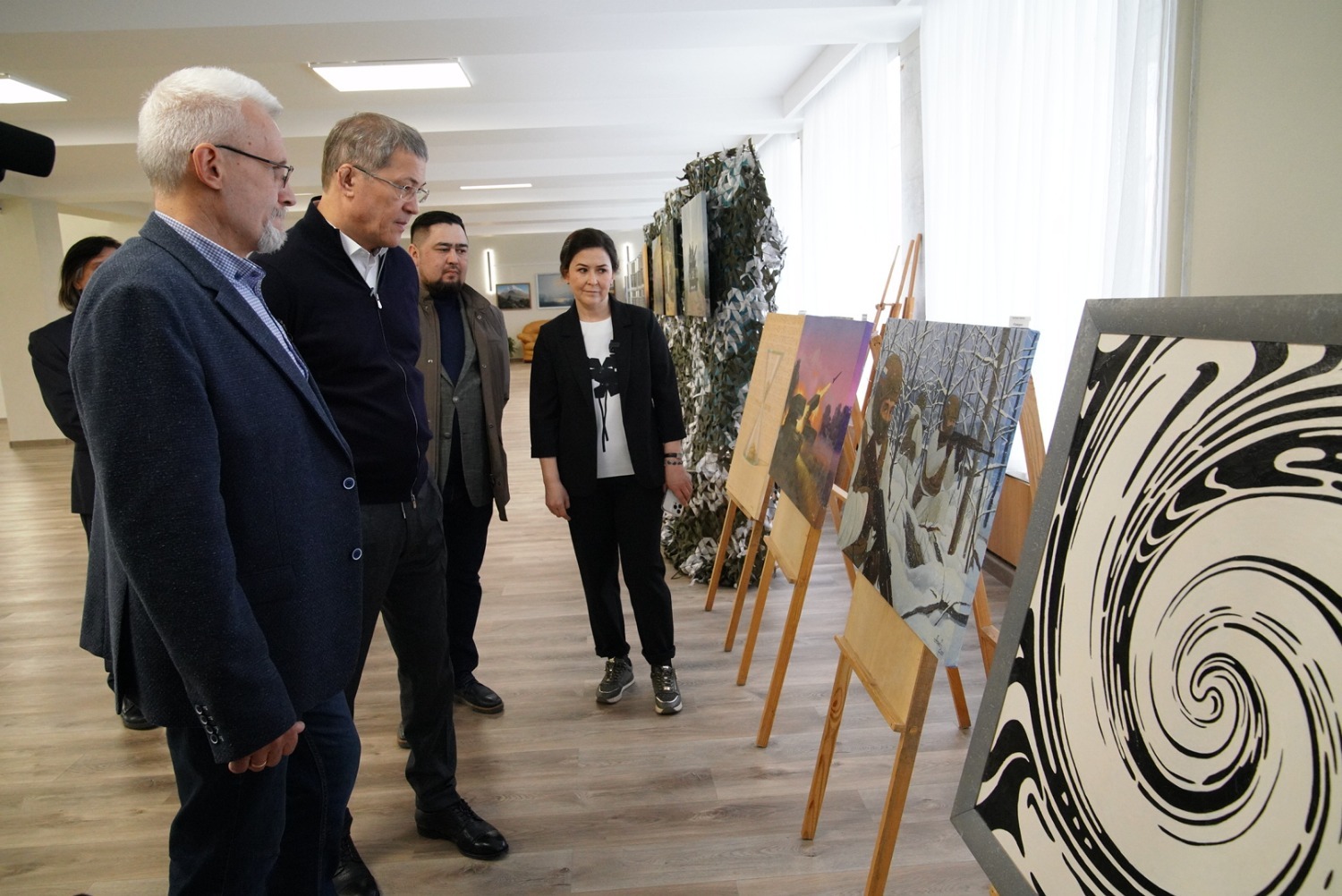 Олег Яровиков