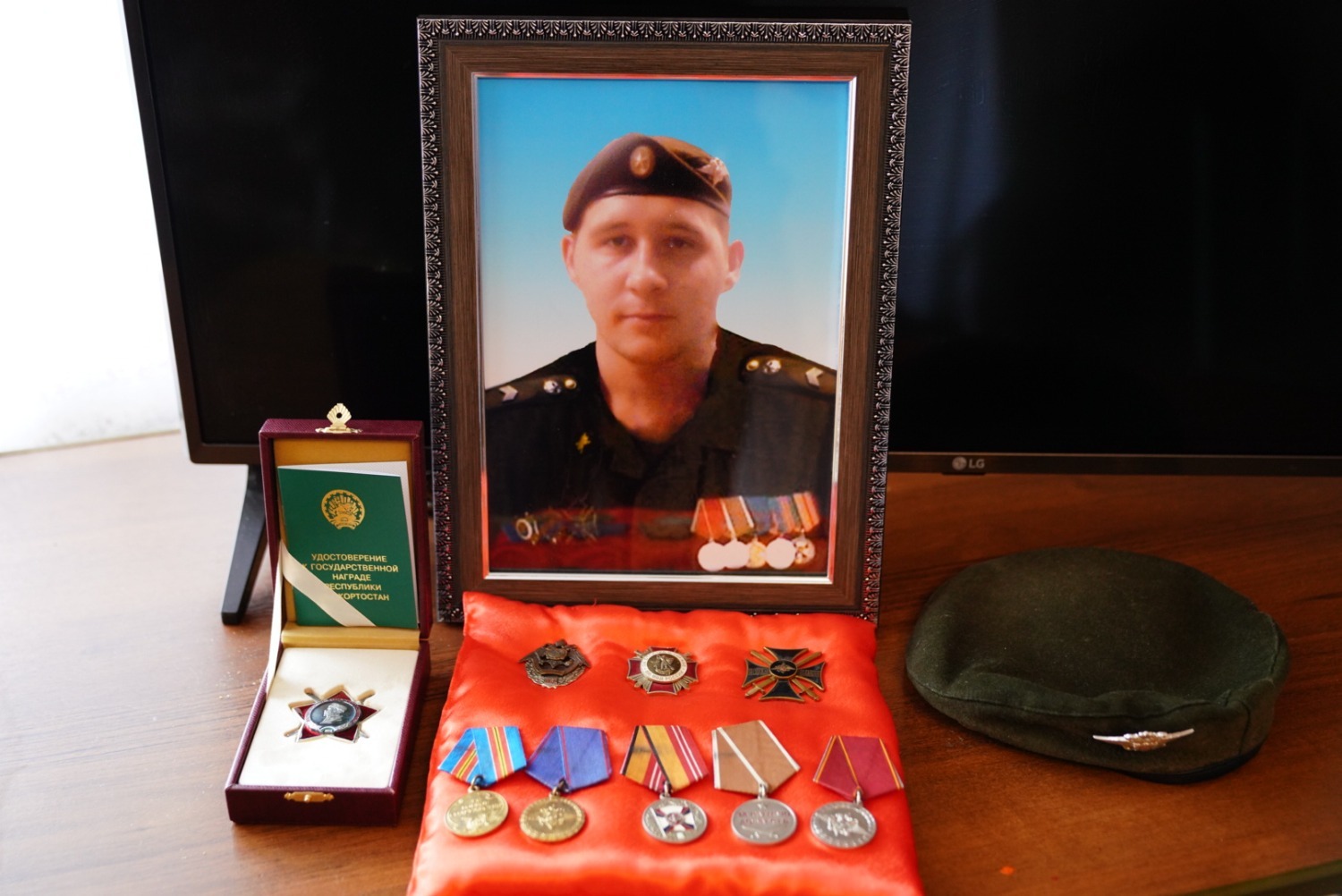 Олег Яровиков