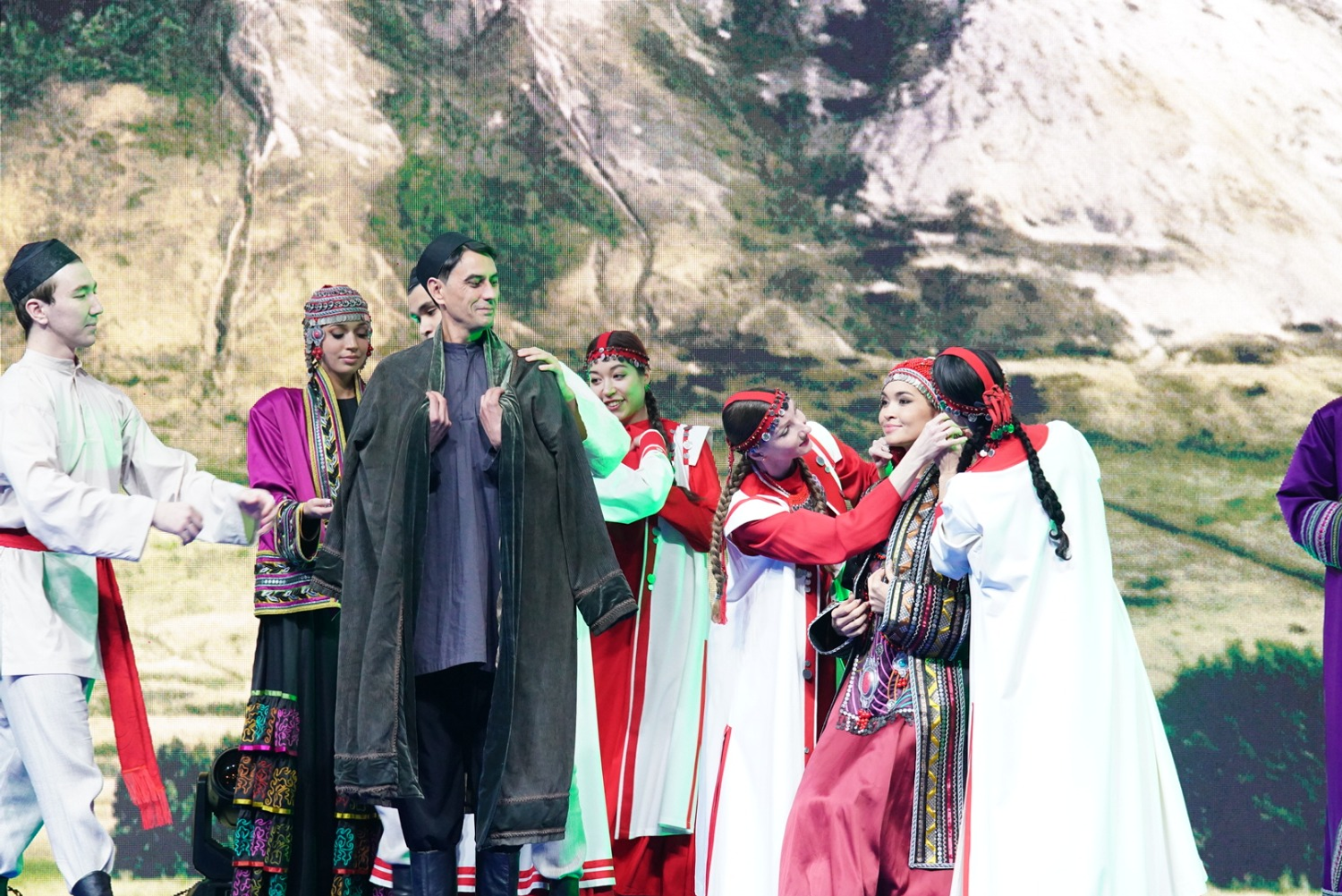 Олег Яровиков