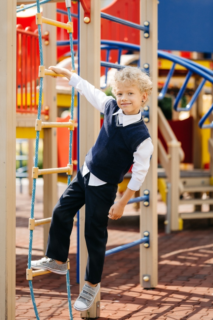 Трикотажный жилет темно-синий (состав: хлопок 100%) Фото: «Пеплос»