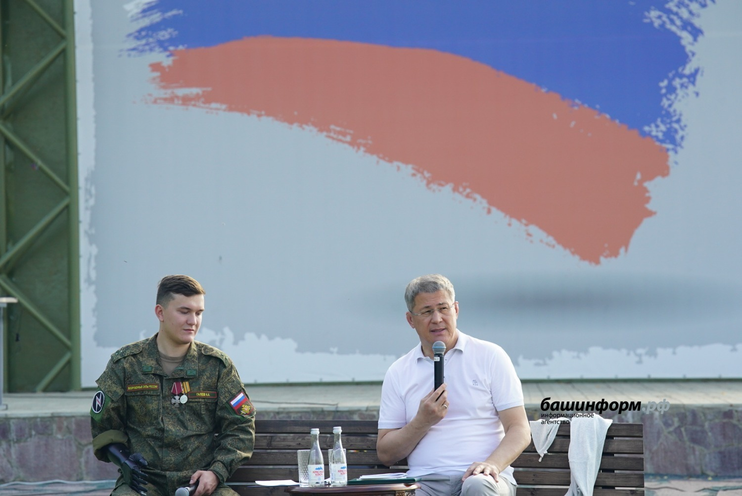 Олег Яровиков