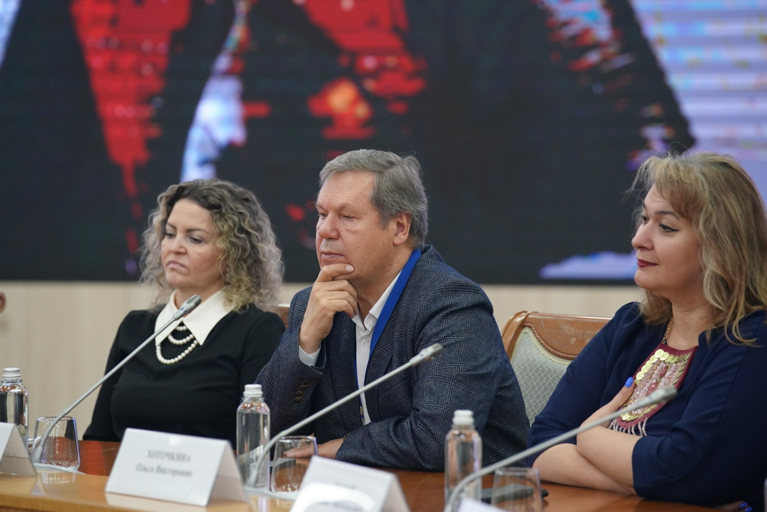 Олег Яровиков