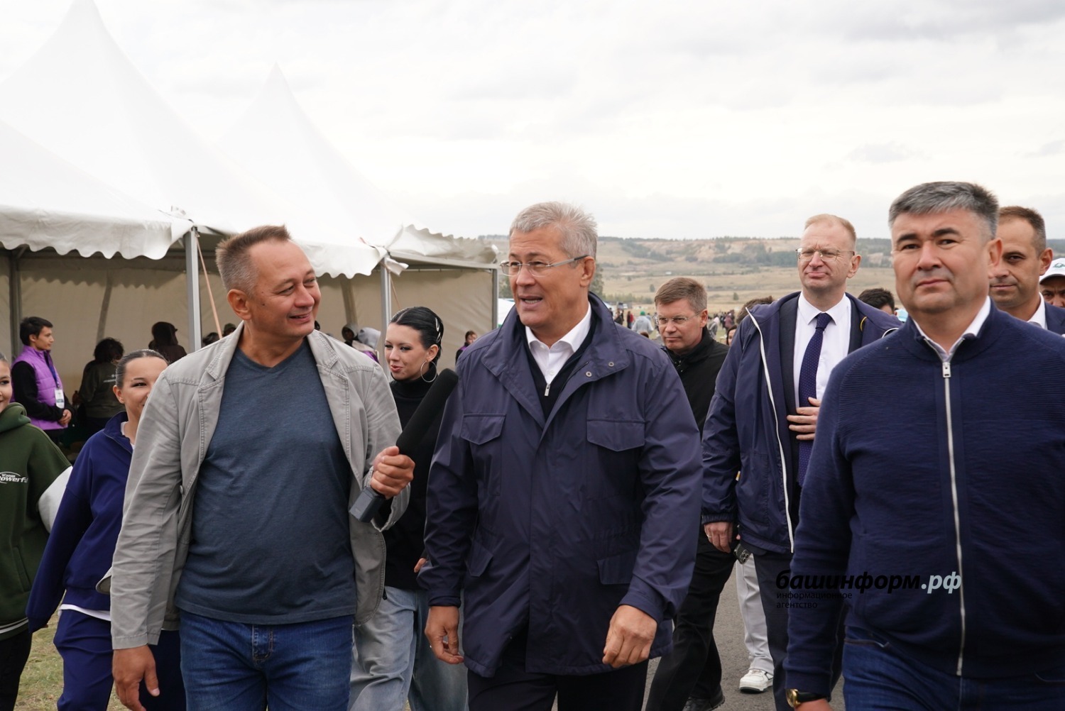 Олег Яровиков