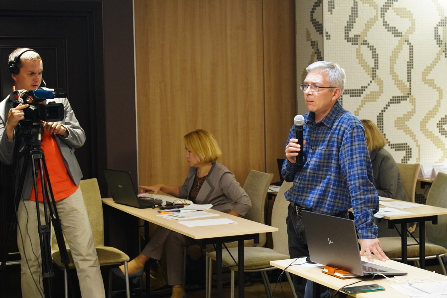 Олег Яровиков