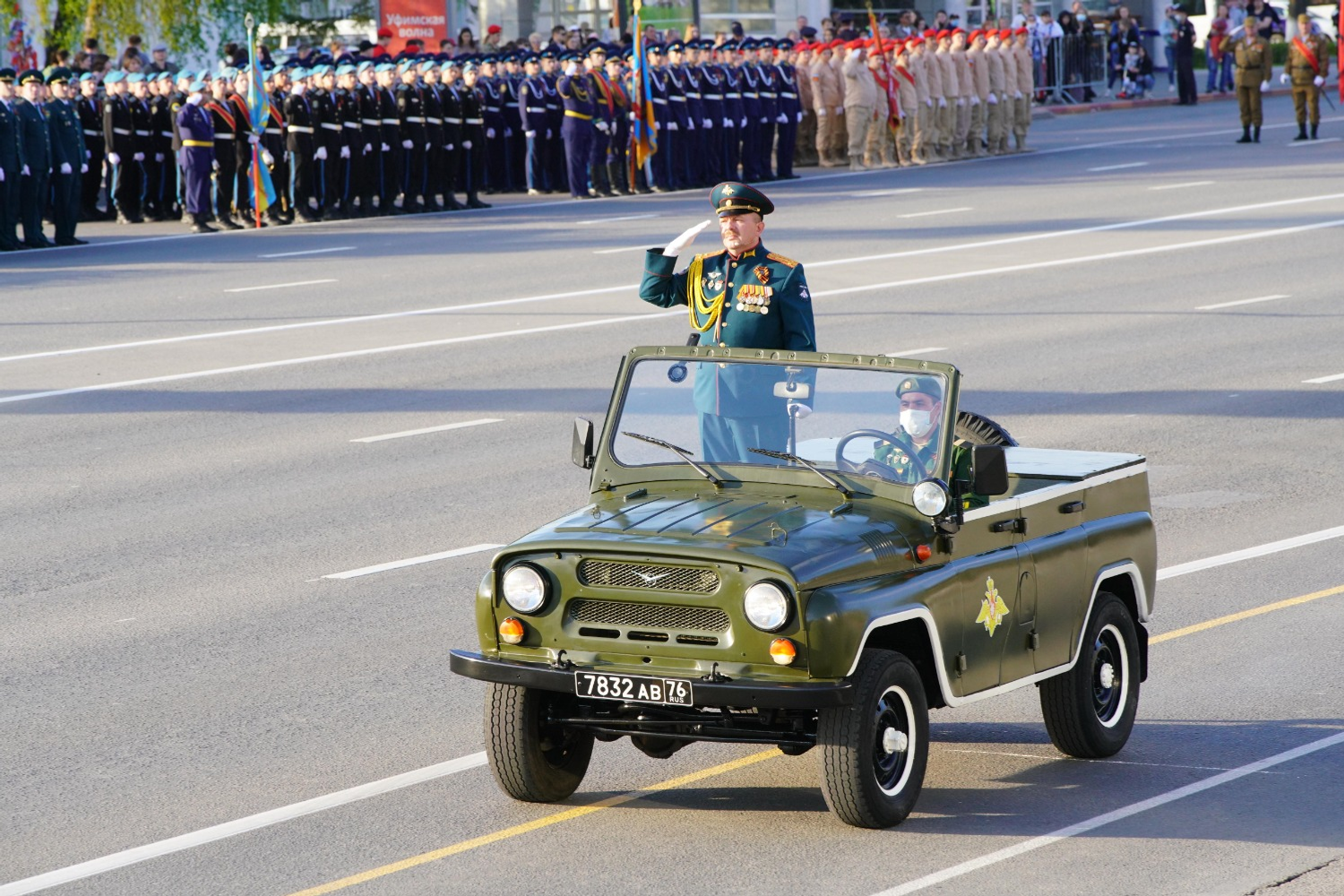Олег Яровиков